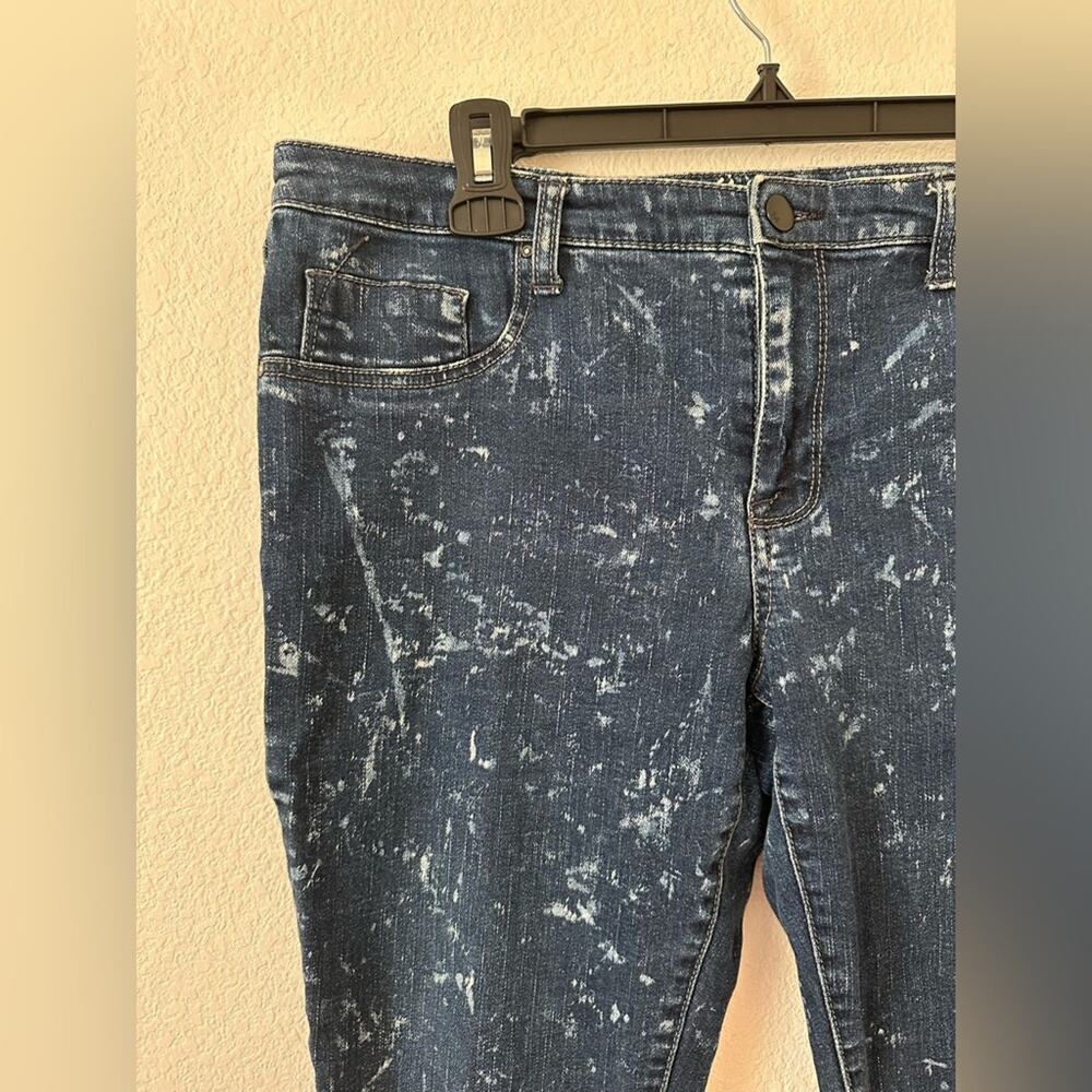 Women’s Mossimo Supply Co. Denim Mid-Rise Super Stretchy Denim Jeggings - Picture 3 of 8
